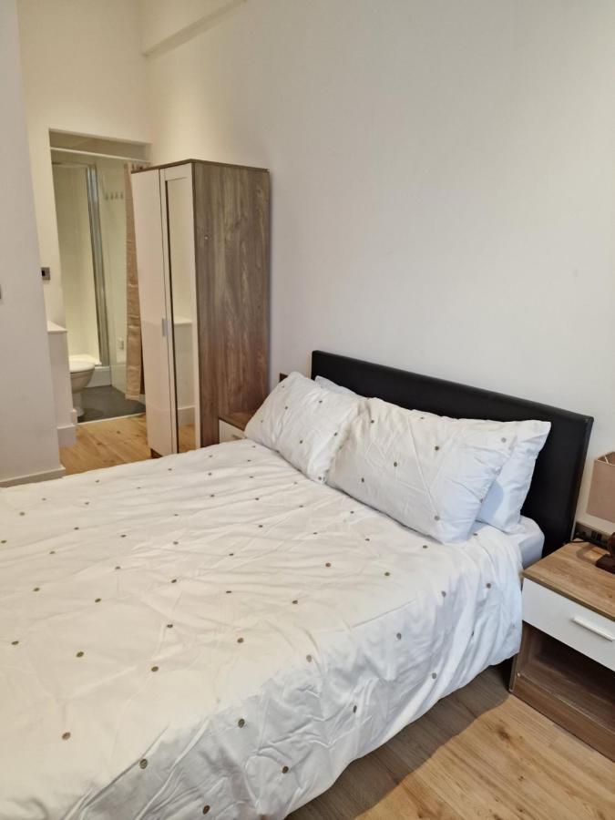 Converted Mill Apartment Manchester Exteriör bild